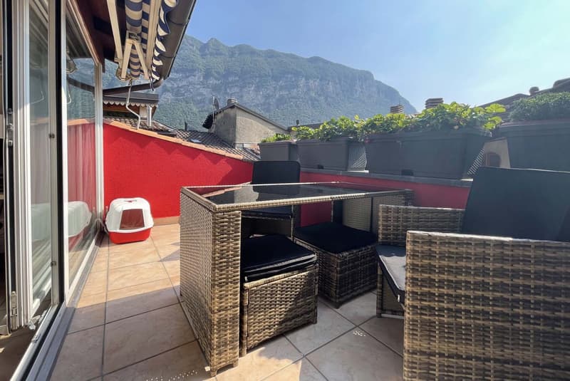 AMPIA E TIPICA CASA DI 5.5 LOCALI A RIVA SAN VITALE (2)