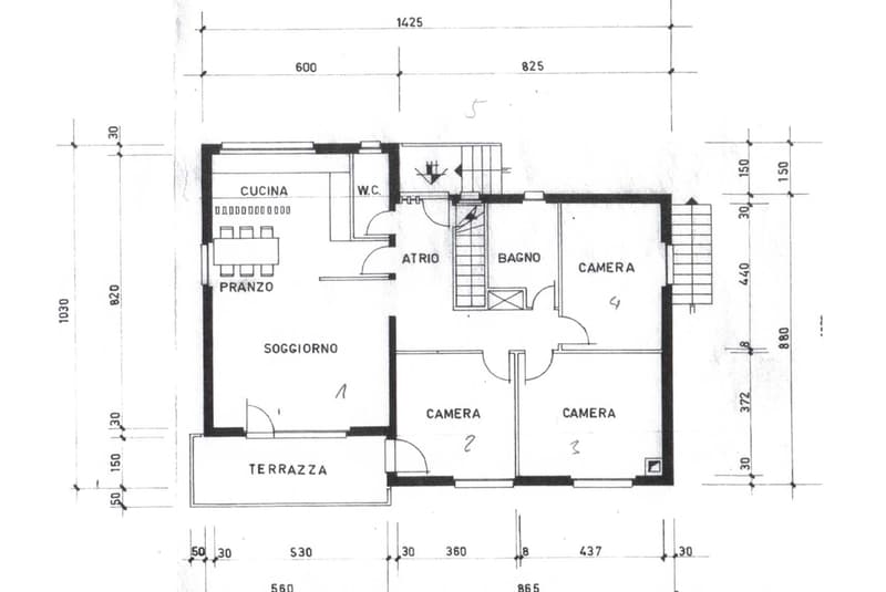 CASA BIFAMILIARE 8.5 LOCALI CON TERRENO EDIFICABILE A LAMONE (10)