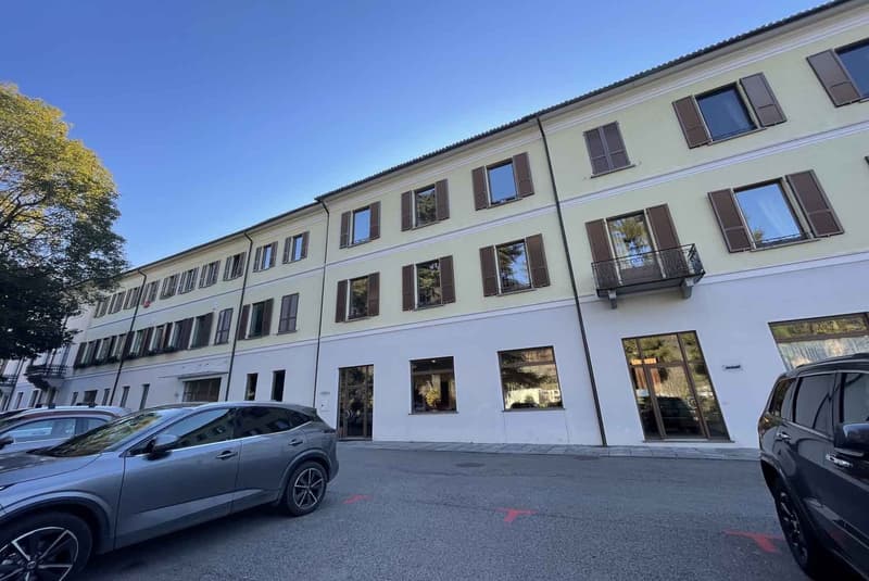 RINNOVATO 3.5 LOCALI IN POSIZIONE ESCLUSIVA A MAROGGIA (8)