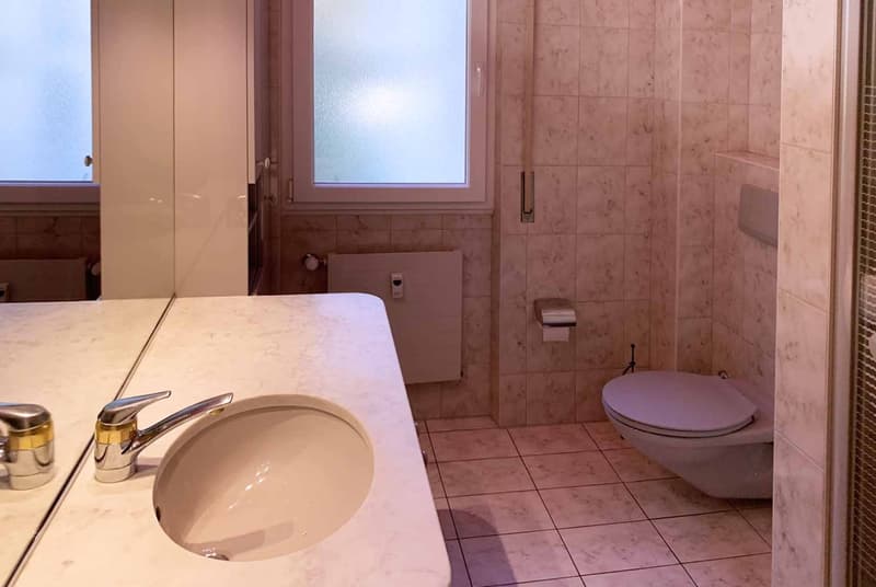 GRANDE 3.5 LOCALI CON BALCONE E VISTA LAGO APERTA A CAMPIONE (9)