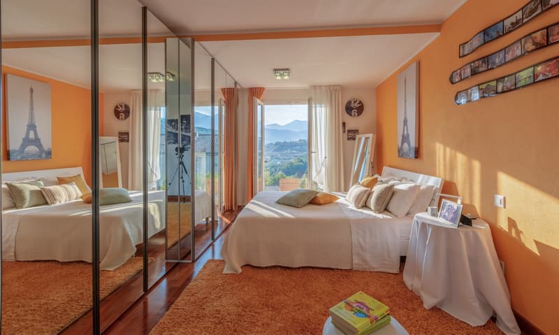 ESCLUSIVA VILLA 6.5 CON GIARDINO E VISTA APERTA A DAVESCO (5)