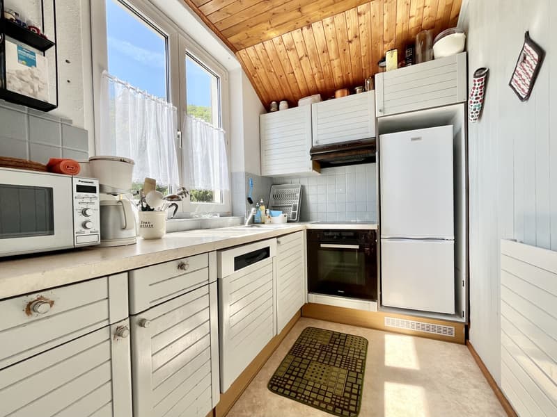 CASA BIFAMILIARE 7 LOCALI CON VISTA APERTA A TORRICELLA (5)