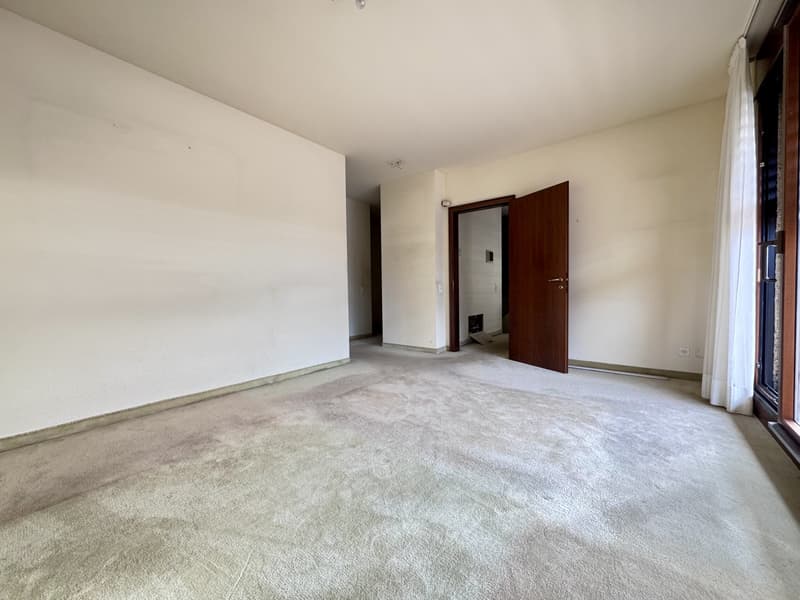 GRANDE VILLA 9 LOCALI CON VISTA LAGO IMPRENDIBILE A CAMPIONE (5)