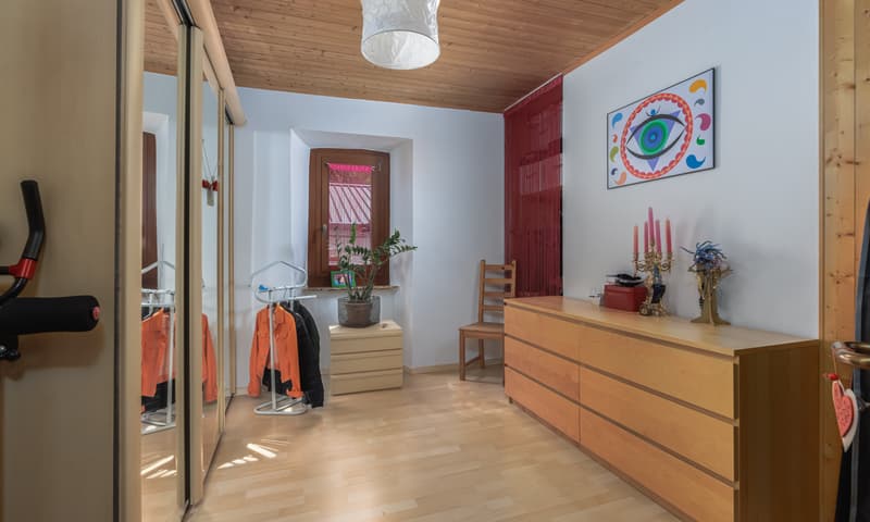 LUMINOSA E CARATTERISTICA CASA 4.5 LOCALI NEL VERDE AD ARZO (8)