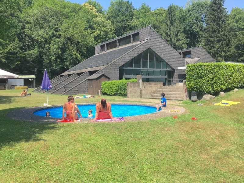 STRUTTURA TURISTICA CON RISTORANTE E PISCINA NEL MALCANTONE (1)