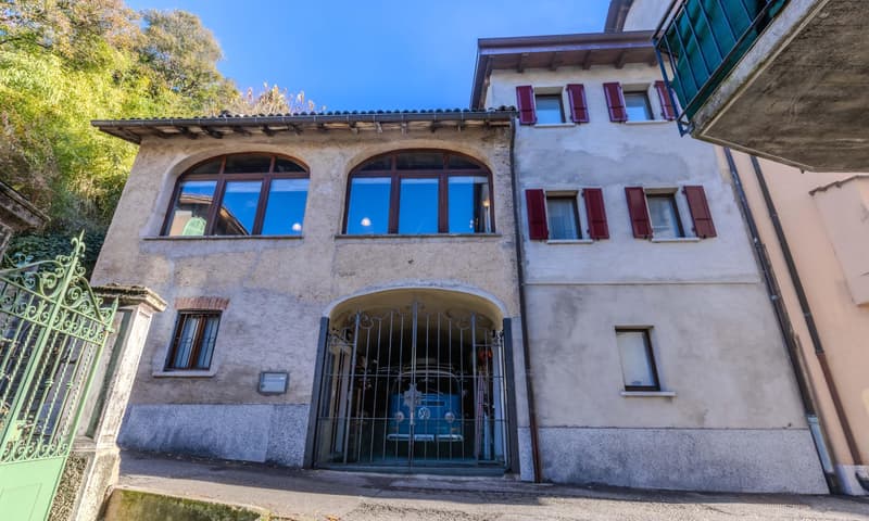 SPLENDIDA CASA 5.5 LOCALI RINNOVATA CON CHARME A CASTELROTTO (9)