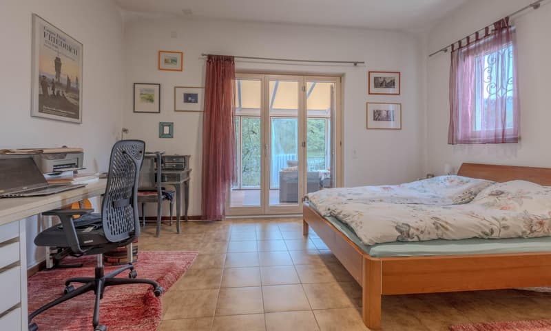 ELEGANTE CASA DI 3.5 LOCALI CON GIARDINO A CASTEL SAN PIETRO (6)