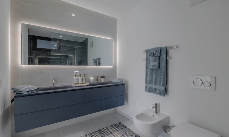 STUPENDO 5.5 LOCALI CON GIARDINO E PISCINA A PONTE CAPRIASCA (7)