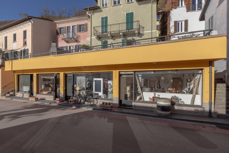 ELEGANTE BILOCALE COMMERCIALE SUL LUNGOLAGO A MELIDE (9)
