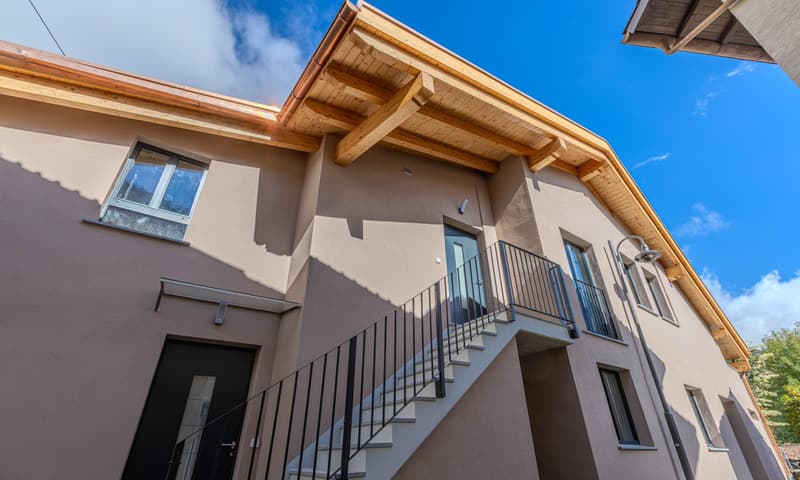3.5 LOCALI DI NUOVA COSTRUZIONE CON BALCONE A LOPAGNO (9)