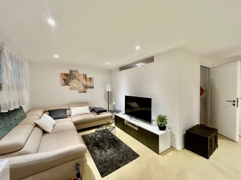 CASA INDIPENDENTE DI 5.5 LOCALI CON GIARDINO A MEZZOVICO (9)