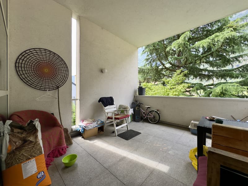 CASA UNIFAMILIARE DI 7 LOCALI CON AMPIO GIARDINO A GIORNICO (4)
