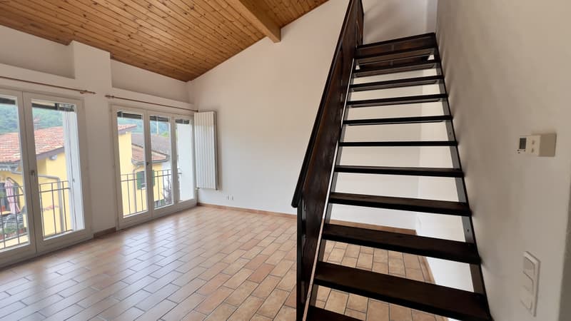 AFFARE - ACCOGLIENTE DUPLEX 3.5 LOCALI NEL CUORE DI PURASCA (4)