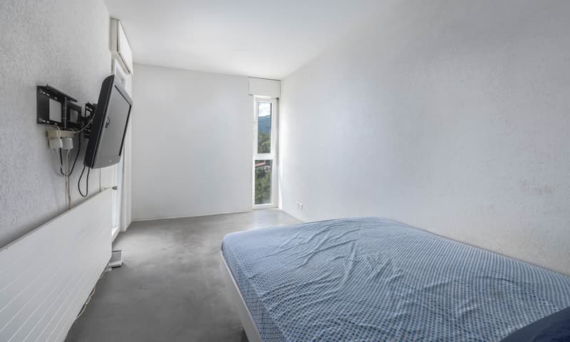 CASA A SCHIERA DI 4.5 LOCALI CON GIARDINO A PONTE CAPRIASCA (5)