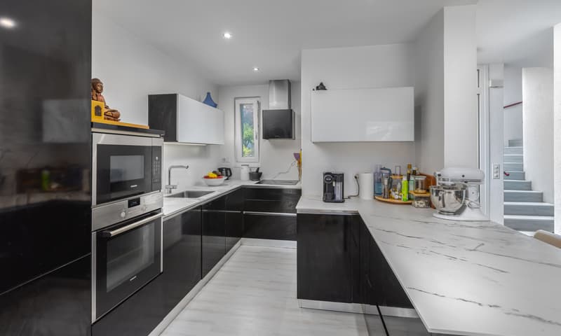 CASA A SCHIERA DI 4.5 LOCALI CON GIARDINO A PONTE CAPRIASCA (3)