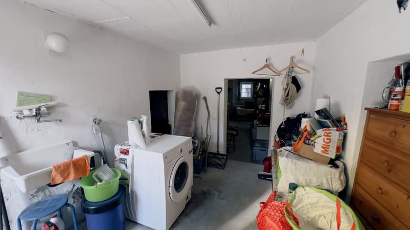 CASA DI 5 LOCALI INTERAMENTE RISTRUTTURATA A MIGLIEGLIA (8)