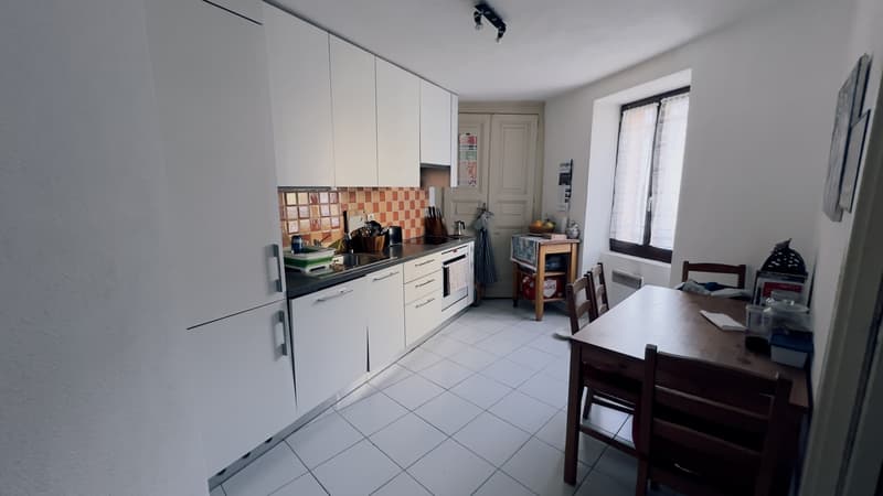 CASA DI 5 LOCALI INTERAMENTE RISTRUTTURATA A MIGLIEGLIA (3)