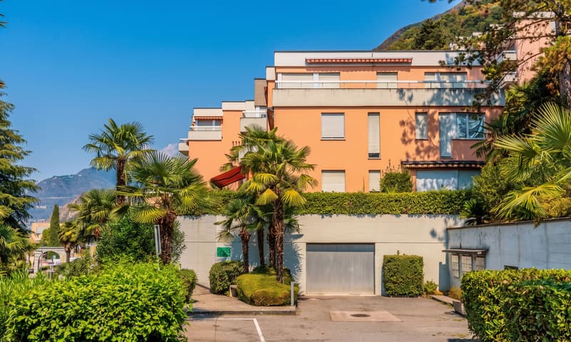 AFFITTASI BELLISSIMO 2.5 LOCALI RINNOVATO CON VISTA LAGO (8)