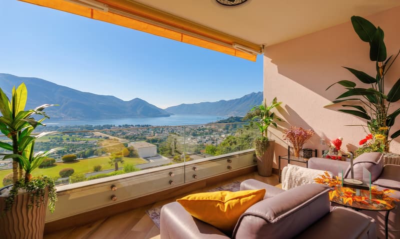 MERAVIGLIOSO 3.5 LOC. ARREDATO VISTA LAGO E PISCINA LOCARNO (1)