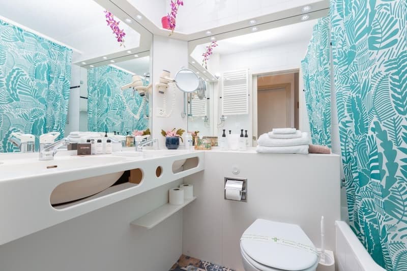 AFFITTASI 2.5 ARREDATO IN RESIDENCE CON PISCINA A BISSONE (6)