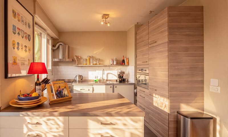 VILLA 3.5 LOCALI DA RINNOVARE VISTA LAGO MOZZAFIATO AD AGNO (4)