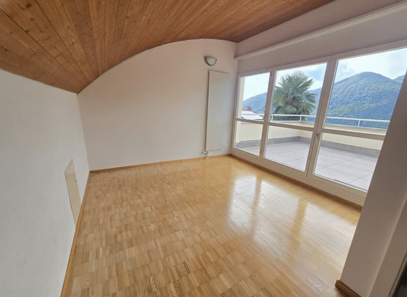 BELLA CASA A SCHIERA DI 4.5 LOCALI NEL VERDE A MONTEGGIO (7)