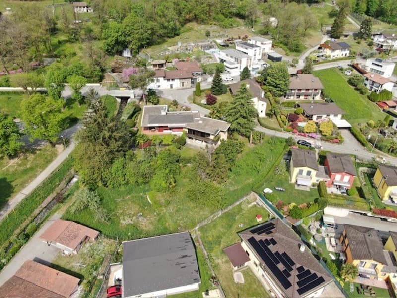 AMPIO TERRENO EDIFICABILE CON PROGETTO APPROVATO A MEZZOVICO (2)