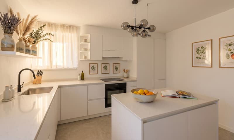 GRANDE CASA 7.5 LOCALI CON TERRAZZA E 2 POSTEGGI A LOPAGNO (3)