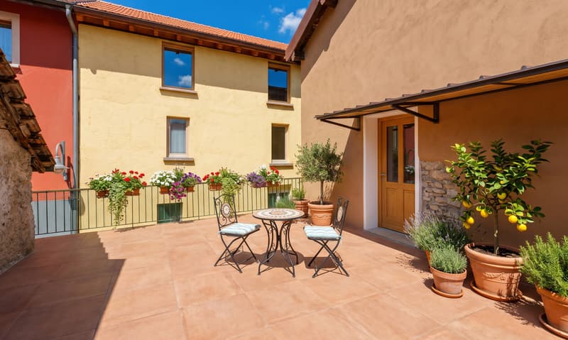 GRANDE CASA 7.5 LOCALI CON TERRAZZA E 2 POSTEGGI A LOPAGNO (2)