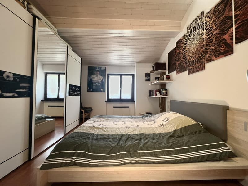 LUMINOSA CASA UNIFAMILIARE 3.5 LOCALI NEL VERDE A PIANDERA (1)
