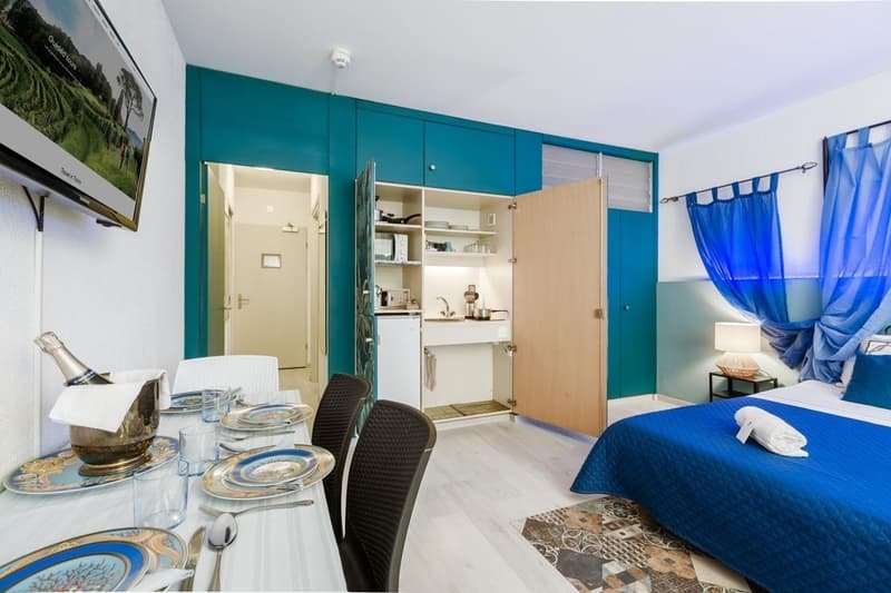AFFITTASI 2.5 ARREDATO IN RESIDENCE CON PISCINA A BISSONE (2)