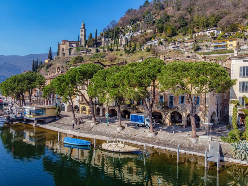 AFFITTASI ESCLUSIVO 4 LOCALI IN PALAZZO STORICO A MORCOTE (9)