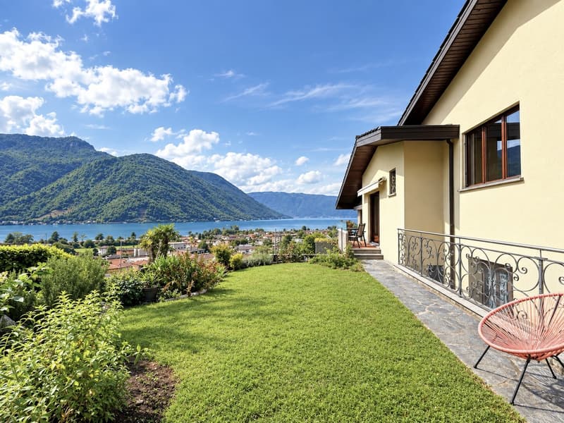AFFITTASI 5.5 LOCALI CON GIARDINO E VISTA LAGO A MELANO (9)