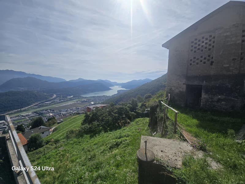 TERRENO EDIFICABILE CON RUSTICO VISTA LAGO A CADEMARIO (9)