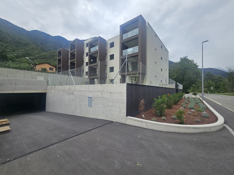 AFFITTASI NUOVO E BELLISSIMO 3.5 LOCALI A LUMINO (9)