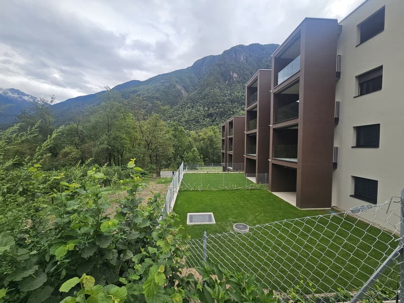 AFFITTASI NUOVO 2.5 LOCALI CON VISTA APERTA A LUMINO (8)