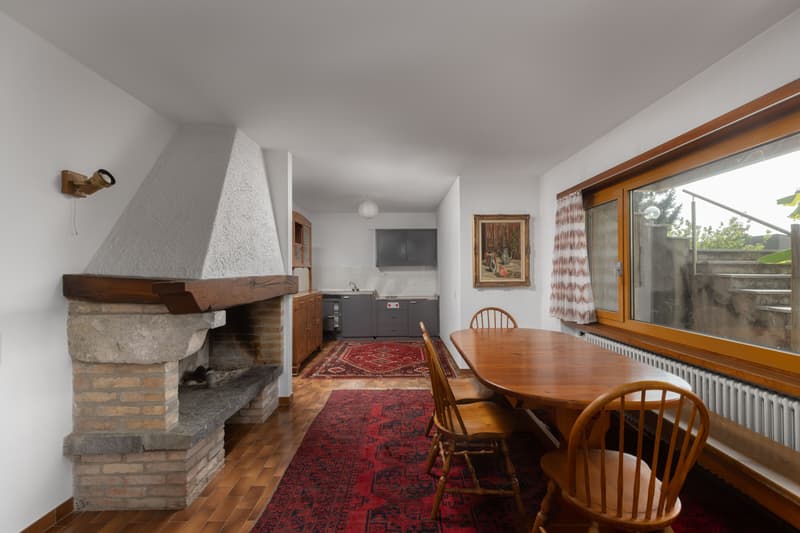 VILLA DI 6.5 LOCALI CON AMPIO GIARDINO E PRIVACY A CORTEGLIA (10)
