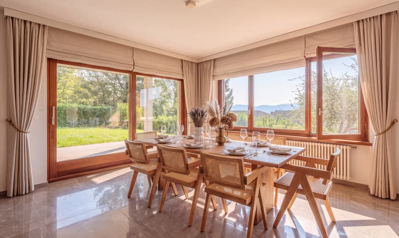 VILLA DI 6.5 LOCALI CON AMPIO GIARDINO E PRIVACY A CORTEGLIA (3)