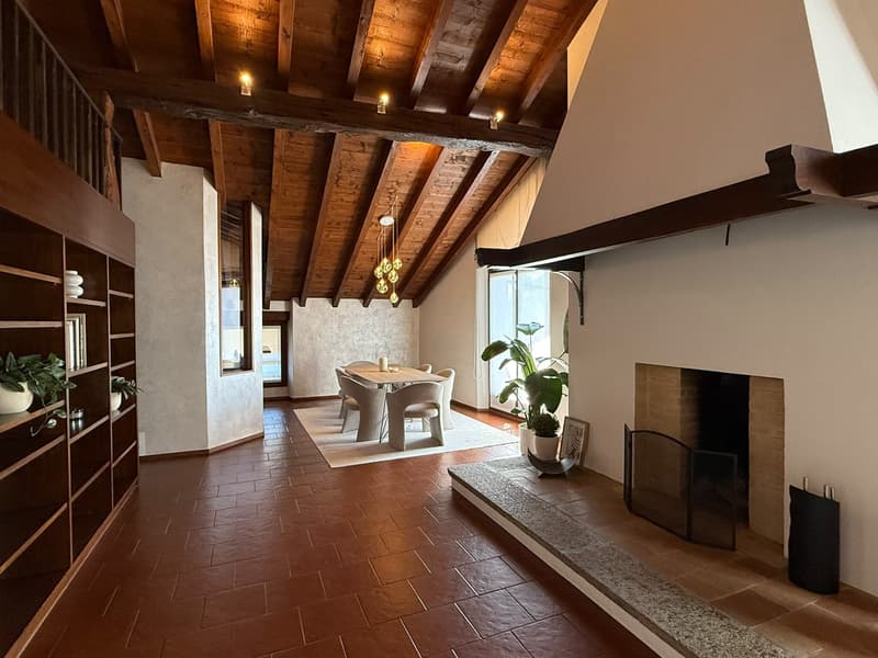 AFFITTASI ATTICO 5.5 LOCALI DI CHARME ARREDATO A MAGLIASO (3)