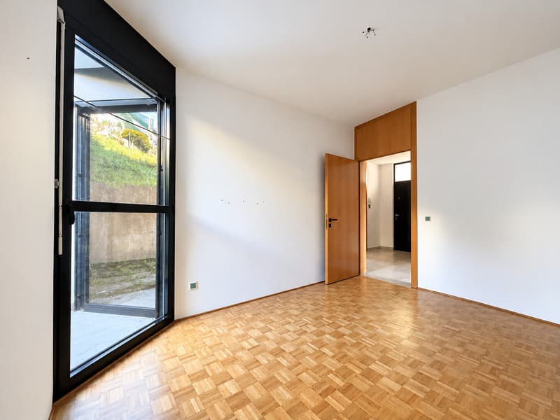 AFFITTASI MODERNO 4.5 LOCALI CON GIARDINO PRIVATO A CARABBIA (11)