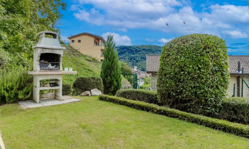 SPAZIOSA CASA DI 6.5 LOCALI CON GIARDINO A MIGLIEGLIA (11)