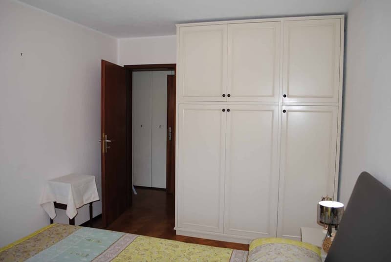 ATTICO DUPLEX MANSARDATO 5.5 LOCALI CON PISCINA A COMANO (9)