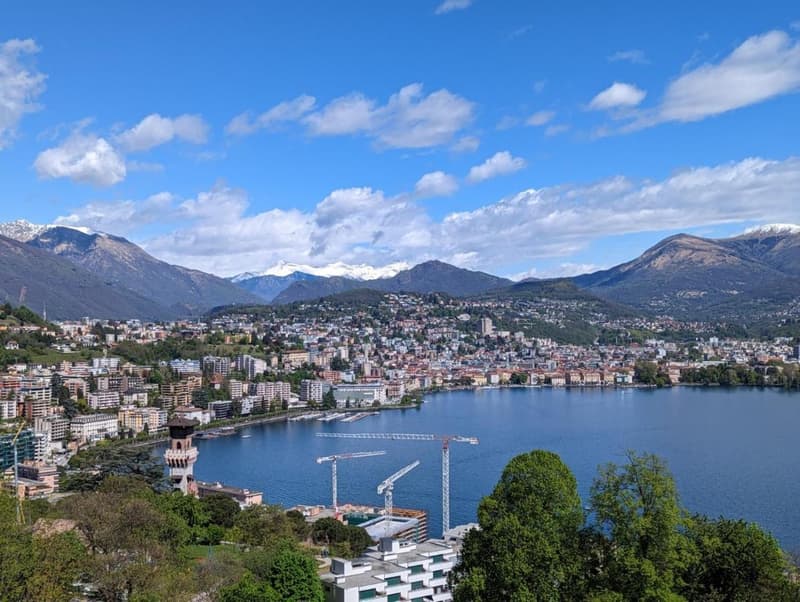 Appartamento di lusso con splendida vista lago nelle Residenza Emerald Living (3)