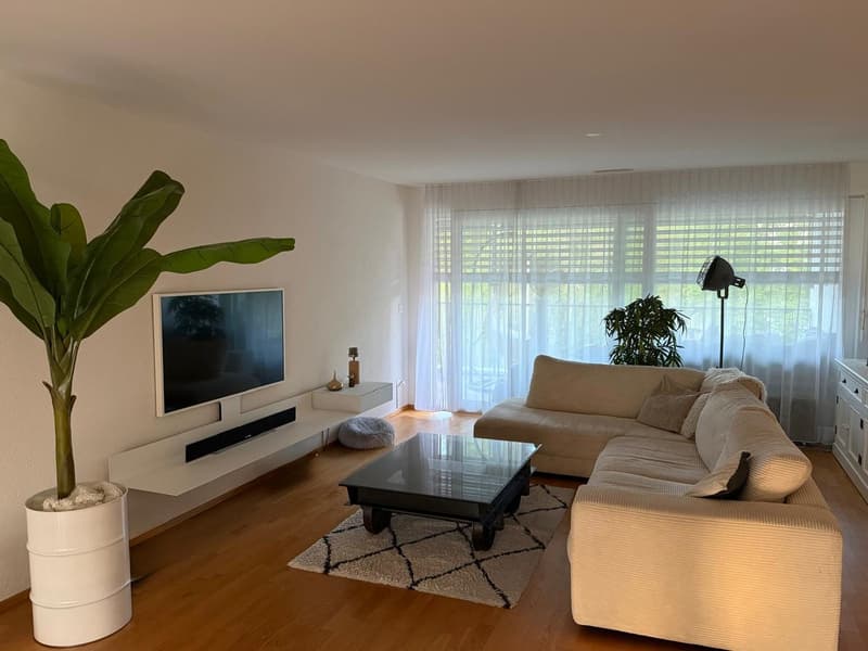 Spacious apartment with a view of the green (5)