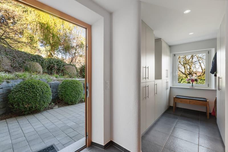 Wonderful spacious country house in a privileged residential area (17)