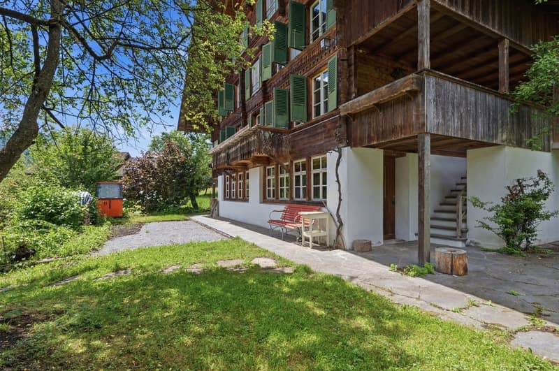 Charaktervolles 10.5 Zi.- Haus mit herrlichem Umschwung (5)