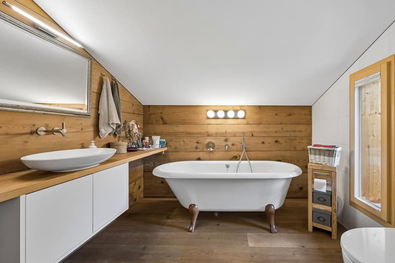Wunderschön kernsaniertes 6 Zimmer Einfamilienhaus mit weitläufigem Garten (15)
