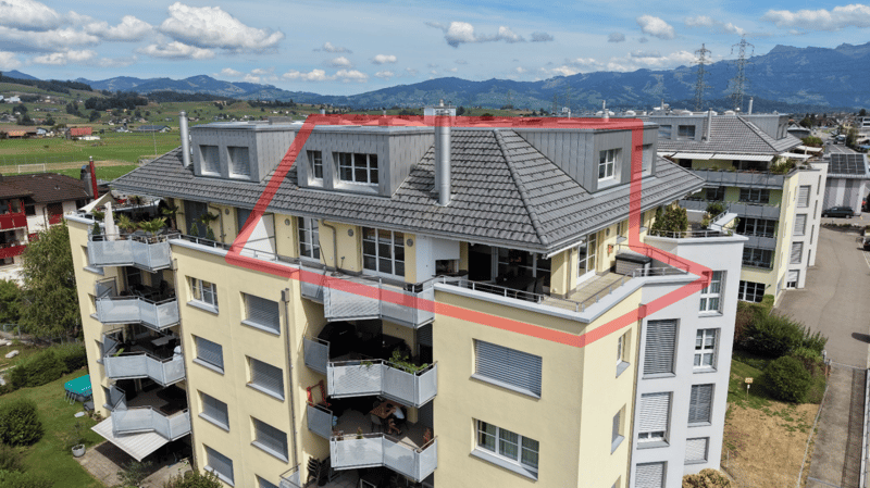 Aussenansicht, Südwest, mit Situation Wohnung