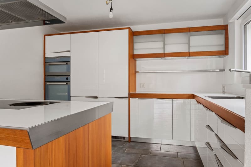 Renovierte 2.5 Zimmer-Gartenwohnung mit Wellnessbereich (5)