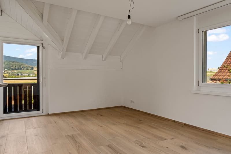 Moderne 3.5-Zimmer Maisonettewohnung dank ausgebautem Dachgeschoss (7)